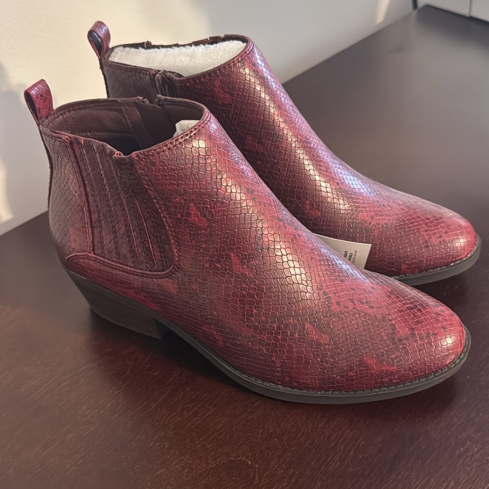 Kim Rogers Burgundy Snake-Pattern Ankle Booties